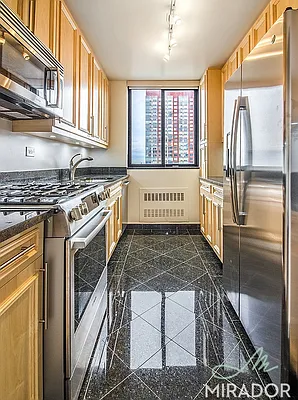 Rented by Mirador Real Estate | media 23