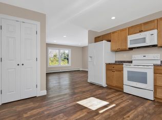 137 Long Hill Rd, Gray, ME 04039