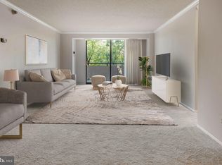 1800 Old Meadow Rd APT 305, Mc Lean, VA 22102