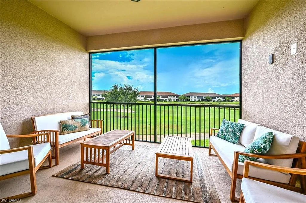 3 bed, 2.0 bath, 1632 sqft, $4,500 — Photo 2