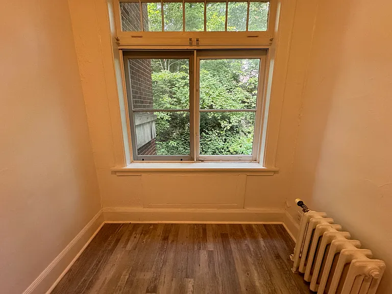 384 Probasco St #9 — Photo 3