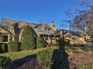 1030 Bridle Path Rd, Bethlehem, PA 18017