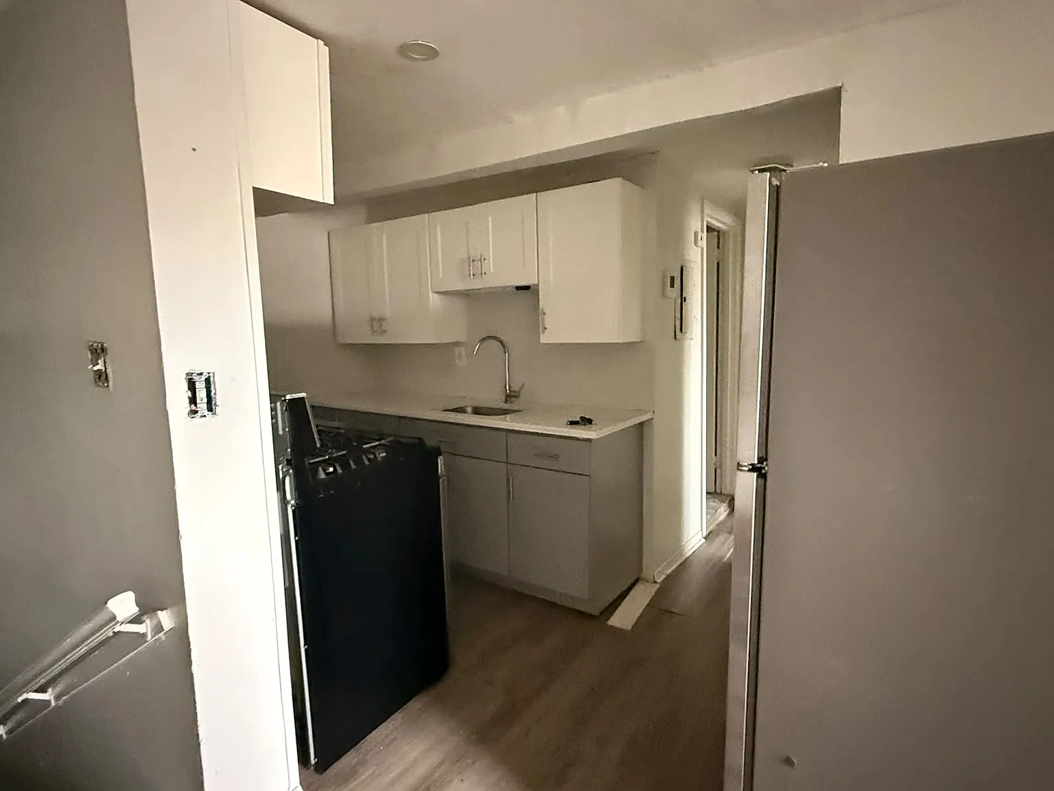 656 Ocean Ave — Photo 2