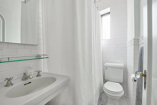 Rented by Corcoran | media 14