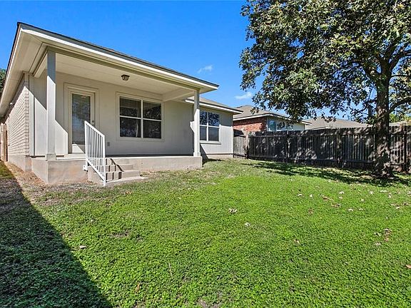 4th image of 2303 Jesse Owens Dr