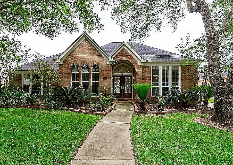 1st image of 4911 Avondale Dr