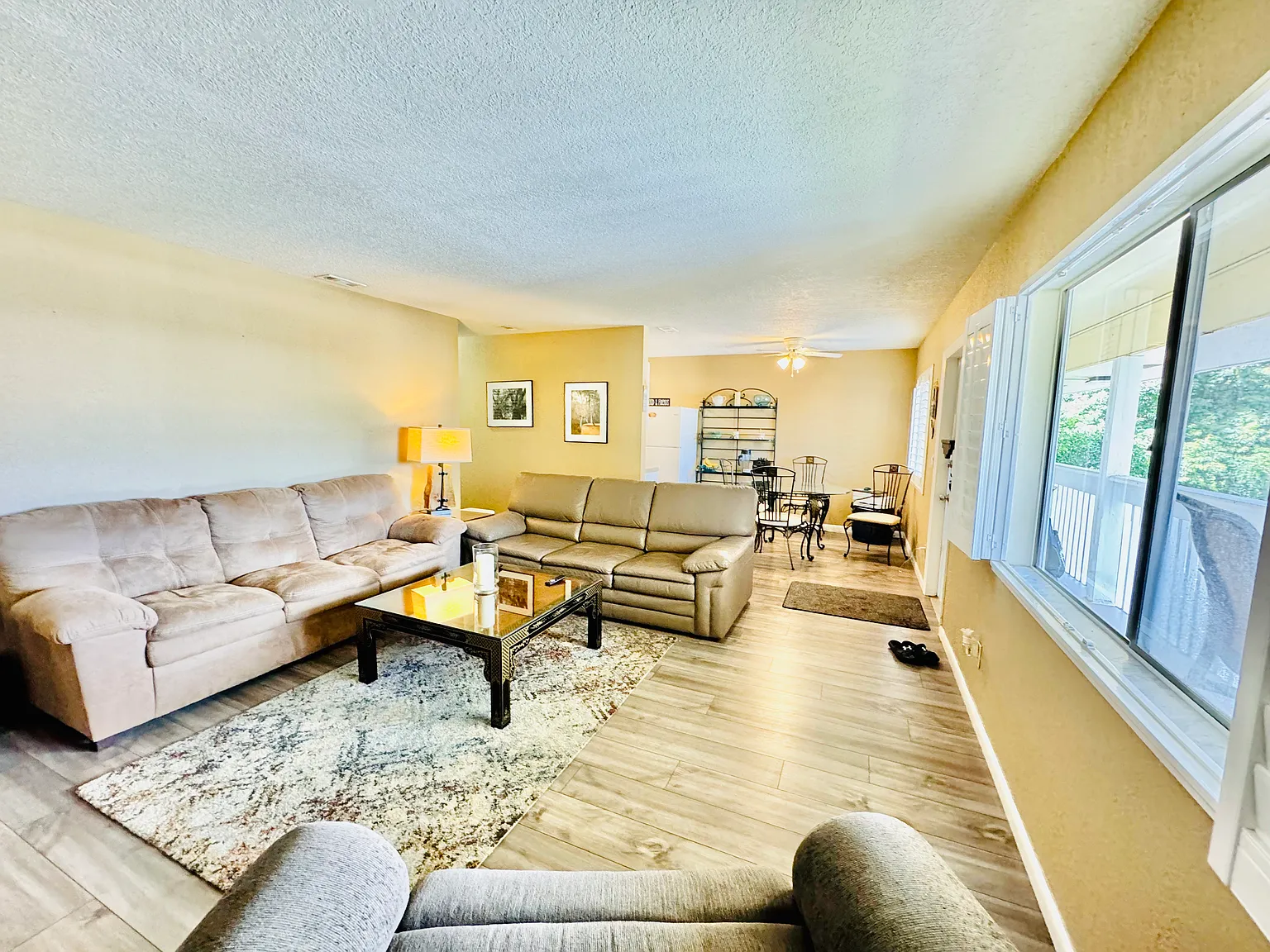 4631 Bayshore Dr — Photo 2