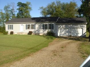 685 Mercer New Wilmington Rd, Mercer, PA 16137