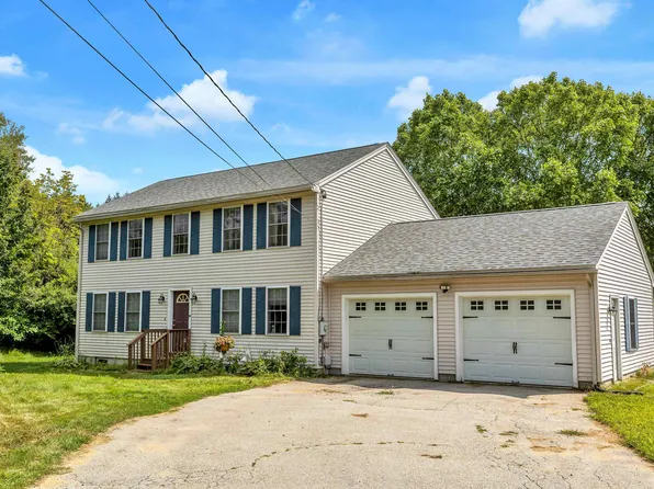 9 Brittany Circle, Pembroke, NH 03275