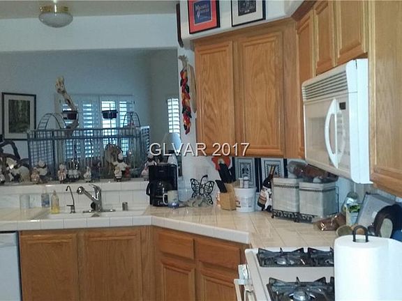 4th image of 8105 Kimwood Ave