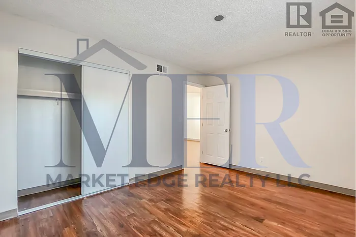 15605 N 29th St #5 — Photo 18