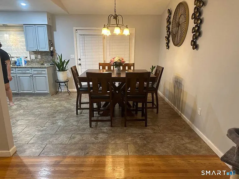 227 Stonybrook Rd — Photo 8