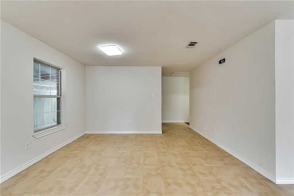 4 bed, 1505 sqft, $2,500 — Photo 2