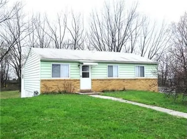 124 Edgewood Dr, Beaver, PA 15009