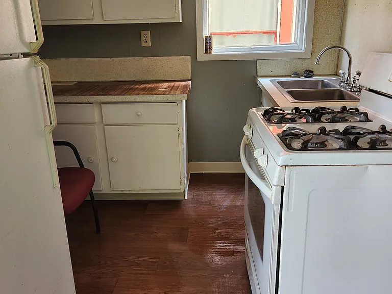 1106 Butternut St #2 — Photo 4