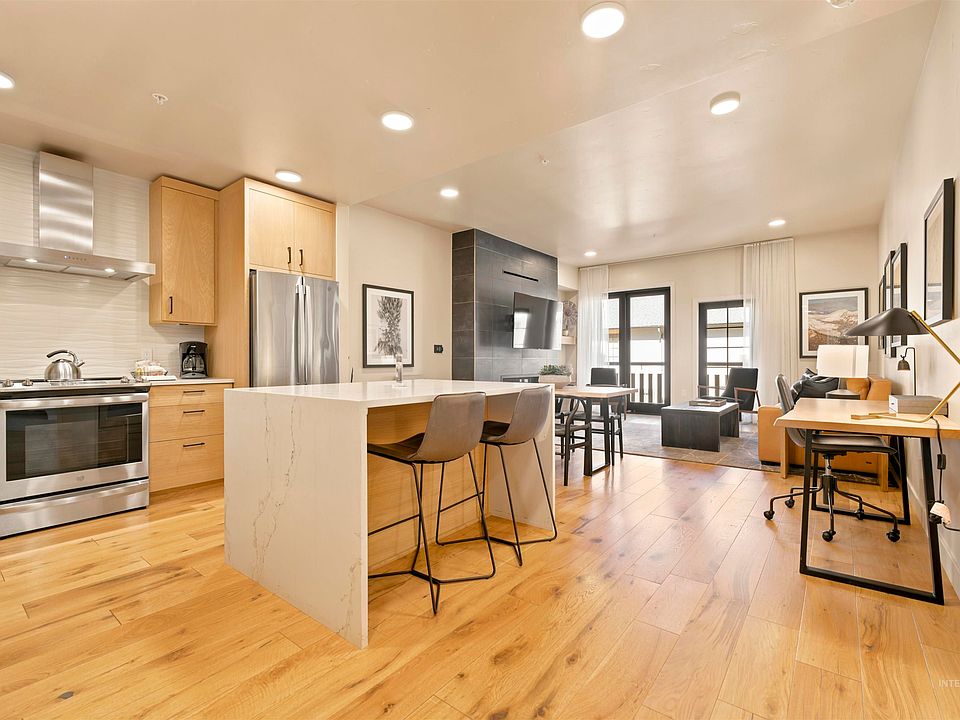 1st image of 720 Village Dr Unit 309