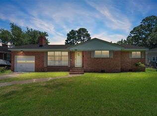 3117 Lynnhaven Dr, Virginia Beach, VA 23451