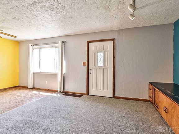 5th image of 2217 Carolina St