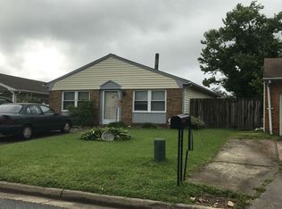 1357 Riverside Dr, Virginia Beach, VA 23453