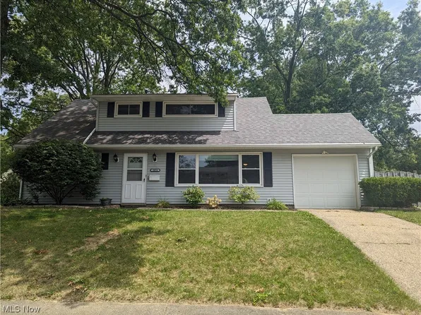3054 Prior Cir, Cuyahoga Falls, OH 44223