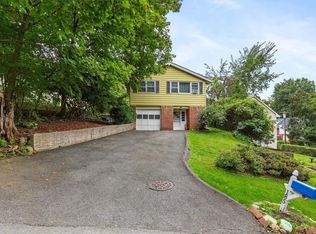 185 Canterbury Rd, White Plains, NY 10607