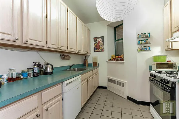 Sold by Halstead Real Estate | media 16