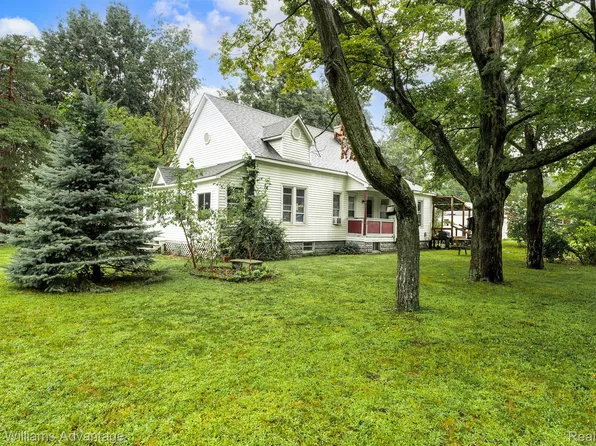 3005 Sturges St, Port Huron, MI 48060