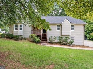 1152 Bailing Dr, Lawrenceville, GA
