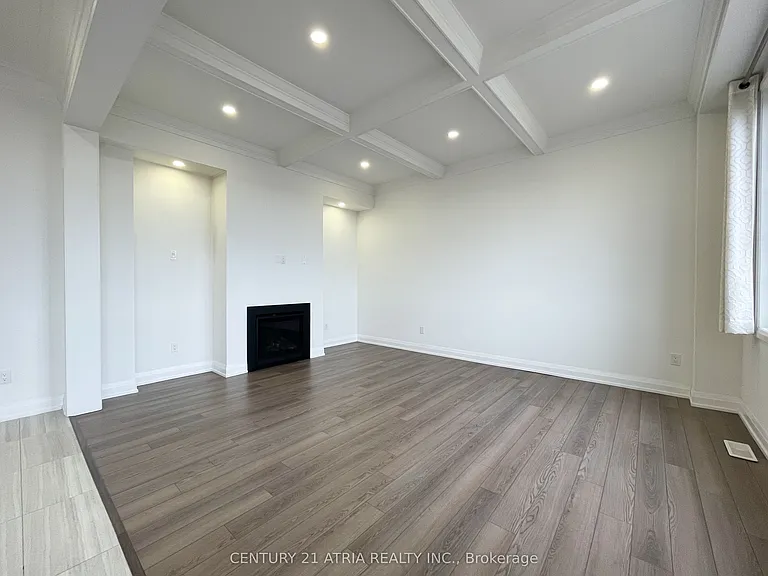 20 Frank Kelly Dr — Photo 11