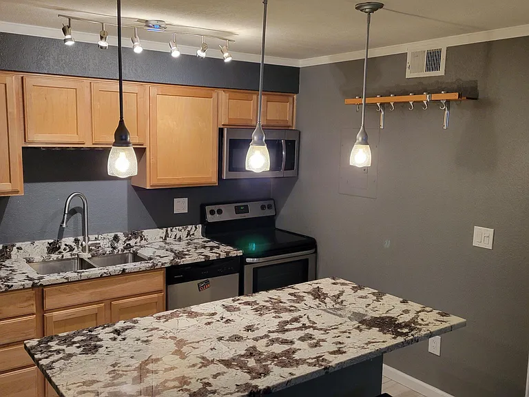 9130 E Arbor Cir #K — Photo 2