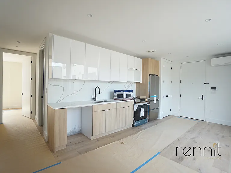 2402 Cortelyou Rd #202 — Photo 2