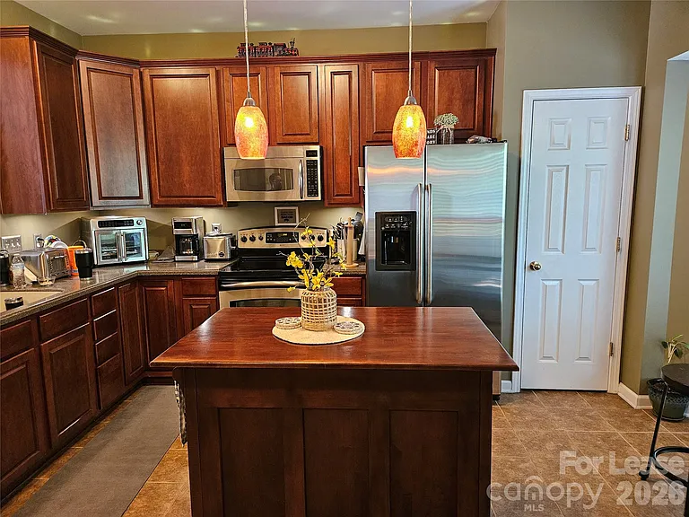 12955 Bullock Greenway Blvd — Photo 8