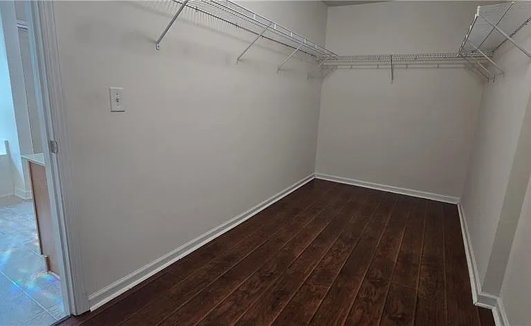 3811 Roxfield Dr — Photo 17