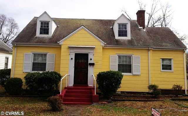 1st image of 2211 Farrand St