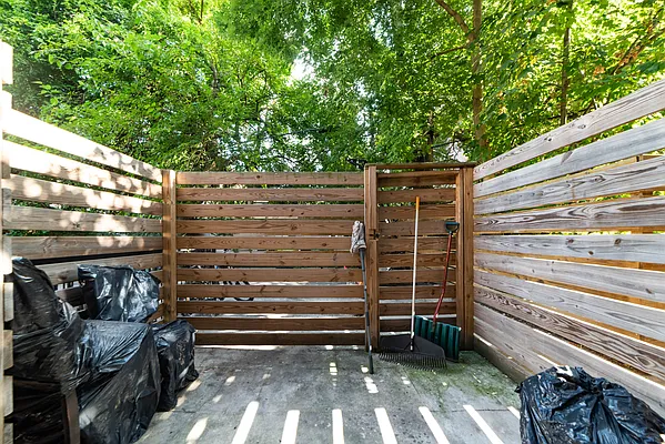 Rented by Joel Scharf, LREB | media 23