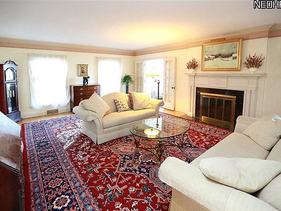 3rd image of 1031 Homewood Dr
