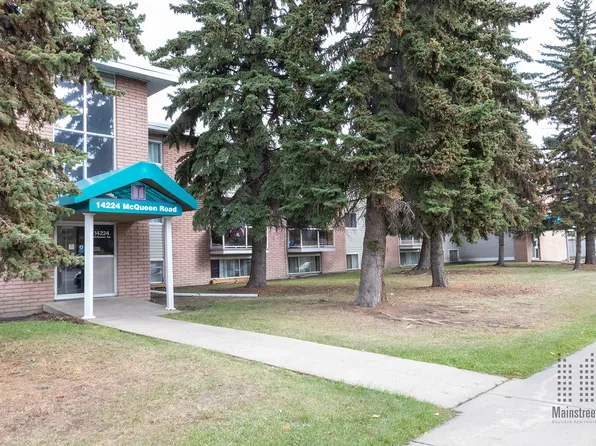 14224 McQueen Rd NW, Edmonton, AB T5N 3L7