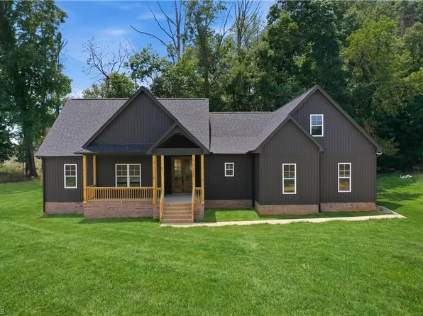 1520 Pack Ln, Mebane, NC 27302