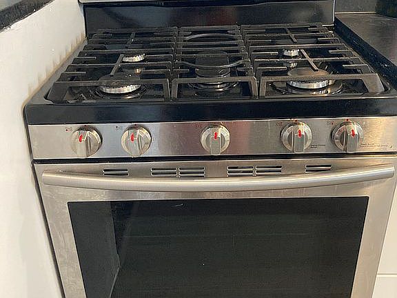 Samsung gas stove/oven