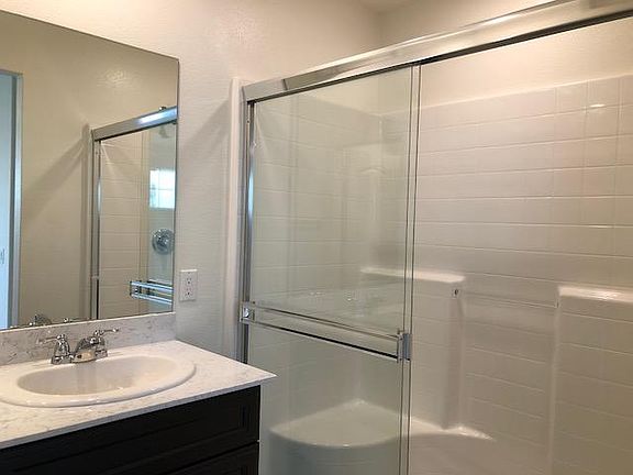 5th image of 16139 Saggio Ln