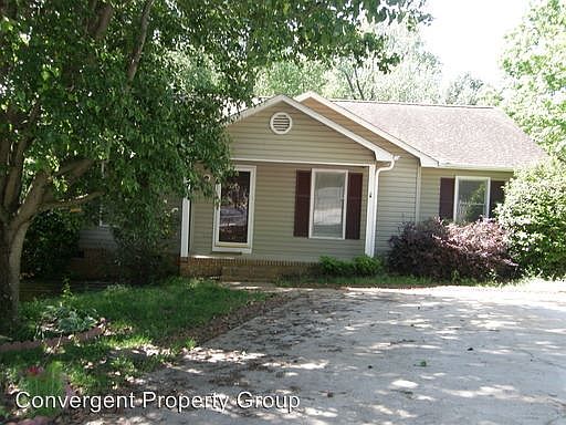 1st image of 4 Dearsley Ct