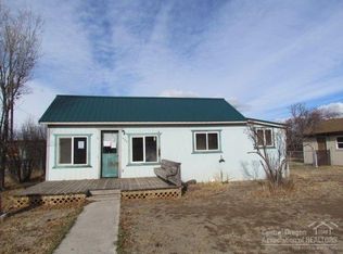 484 E Adams Ave, Sisters, OR 97759