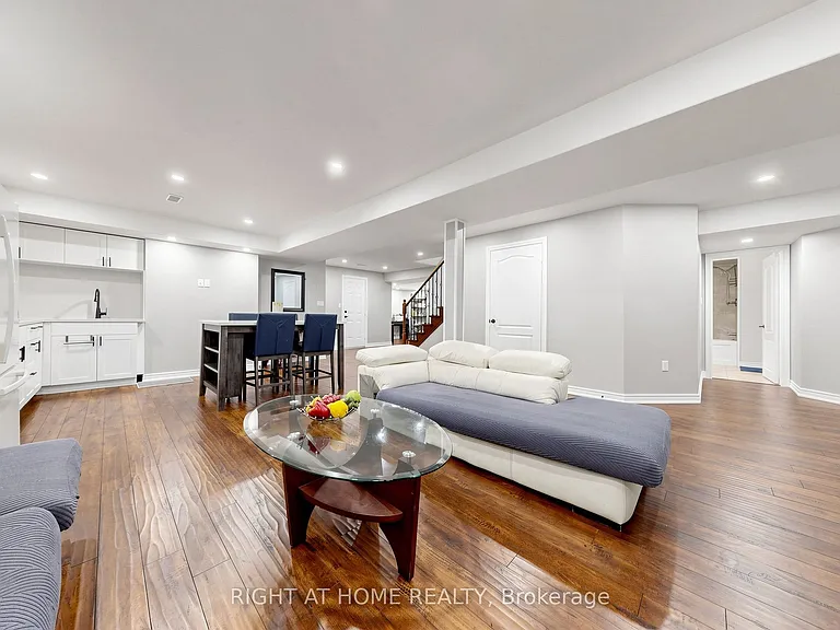 46 Aishford Rd #BASEMENT — Photo 21