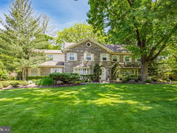 8301 Fairview Rd, Elkins Park, PA 19027