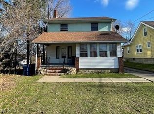 24 Euclid Ave, Struthers, OH 44471