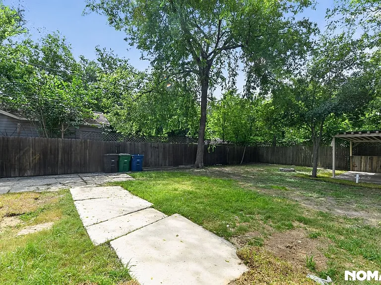 1534 Mardell St — Photo 28