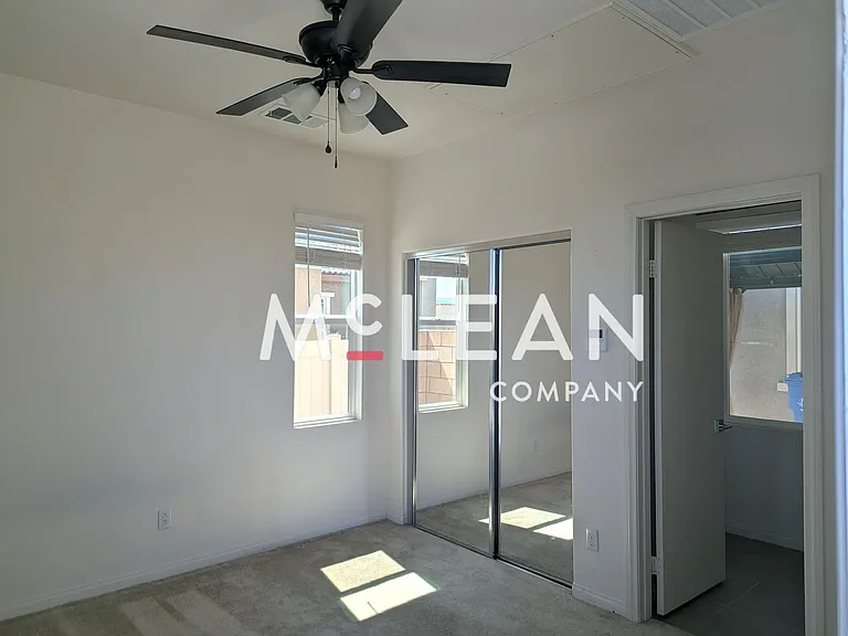 11555 W Starcross Dr — Photo 13
