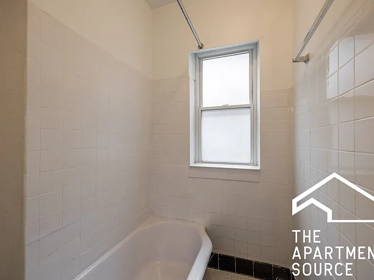 7350 N Damen Ave #G — Photo 13