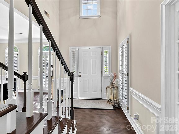 5th image of 7219 Fortrose Ln