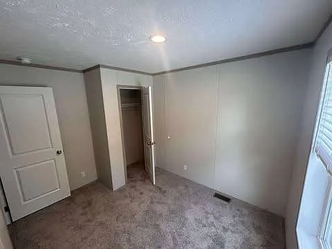 1083 W Highway 2 — Photo 8